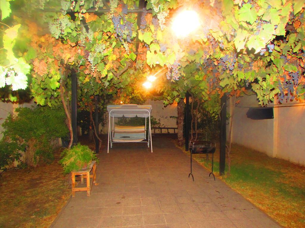 Ostello La Ruca Santiago del Cile Esterno foto